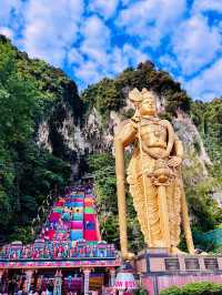 “Batu Caves: A Must-Visit Temple with Stunning Rainbow Stairs!”