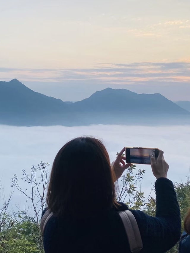 ทะเลหมอกภูทอก เชียงคาน – ฟีลดีมาก มาแล้วจะหลงรัก