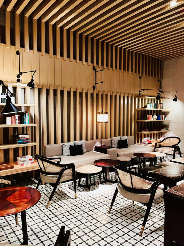 “The LIBRARI at The RuMa: A Timeless Escape for Elegant Afternoon Tea”