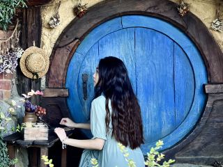 New Zealand Hobbiton Travel Guide: A Must-Visit Middle-earth Destination for Lord of the Rings Fans!