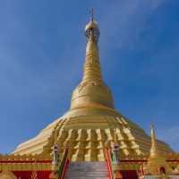 พุทธมหาเจดีย์พระธาตุตะกอ รัฐกะเหรี่ยง ประเทศพม่า