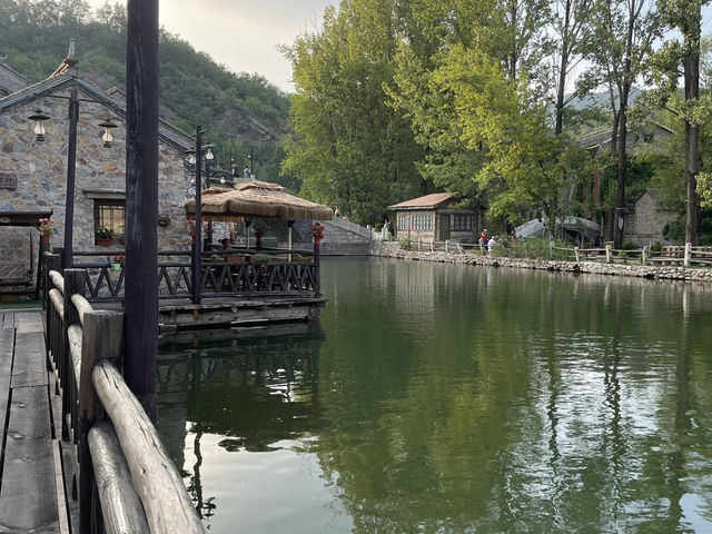 You CAN’T miss this in Beijing 👀