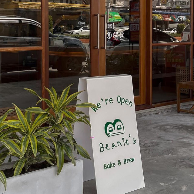 Beanie's Cafe Rayong (บีนนี่ส์ คาเฟ่) 