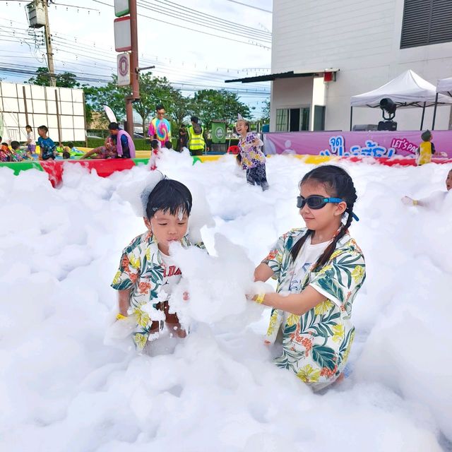 สงกรานต์สุดสนุกสำหรับเด็กๆที่ Paseo