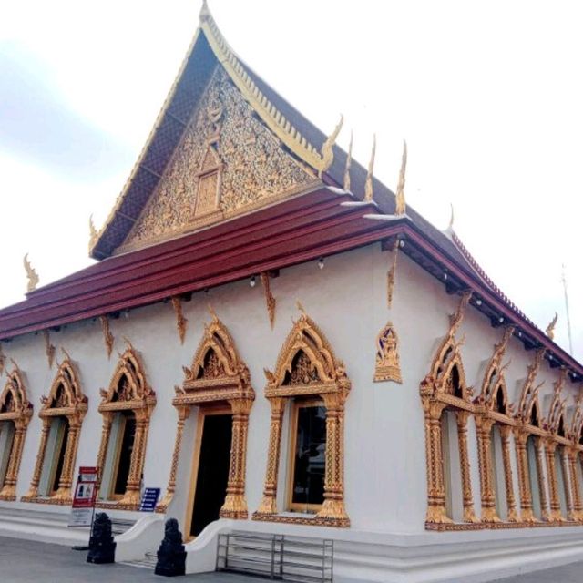 เดิน🚶‍♀️ท่องล่องย่านบางลำพู✨️