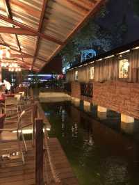 a quick hangout with friends at Sunway Lagoon Night Park