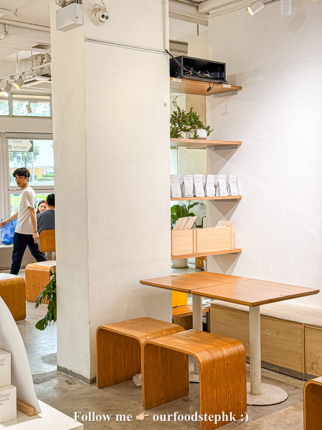 ☞ 本地烘焙品牌咖啡店 • 寵物友善+Wifi任坐!
