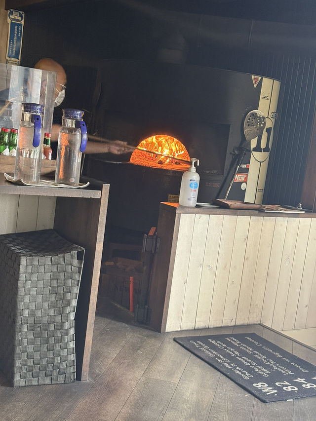 木更津にある隠れた人気釜焼きピザ屋さん
