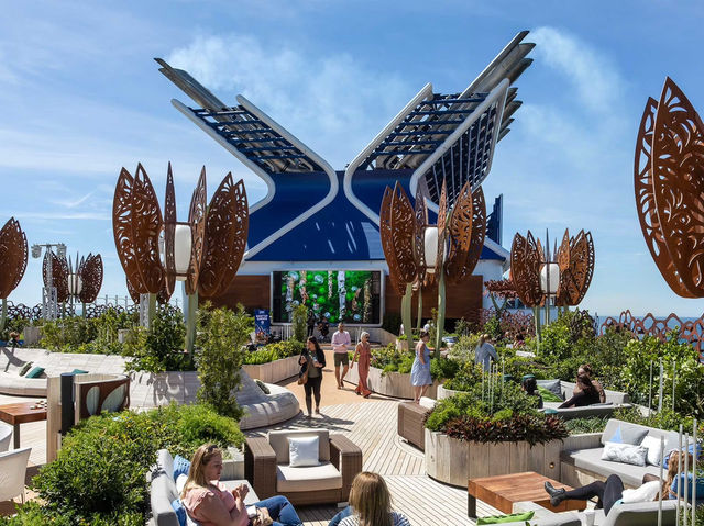 🚢 Celebrity EDGE Review: A Sophisticated, Adults-Focused Floating Oasis 🌊✨