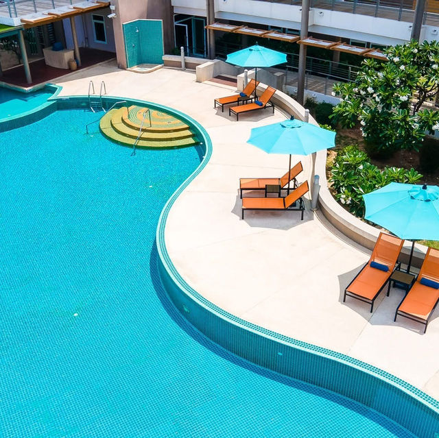 The Kaset Hua Hin  หัวหิน