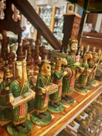 Explore Hyderabad’s Handcrafted Indian Army Chess Sets: A Unique Souvenir