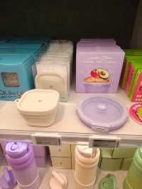 Healthy Finds and Pretty Displays at Signature Market