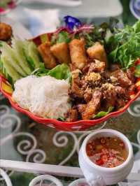 Chivit Thamma Da Coffee House, Bistro & Bar