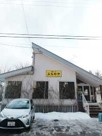 🍛日本人也在排队的富良野咖喱店！好吃不贵还暖胃