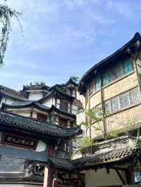 Golden Summit Route (Jinding):
