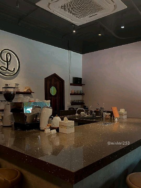 Loi’s Specialty Coffee & Bar