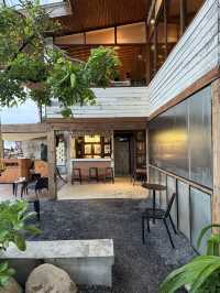 Way Coffee House คาเฟ่ริมทะเล