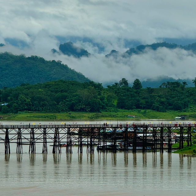 เที่ยวสะพานมอญ สังขละบุรี ในวันที่ฝนตก🌳☔️