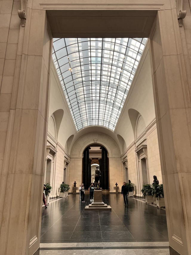 Exploring the National Gallery of Art: A Day of Art, Architecture, and Awe