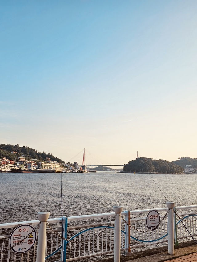 Jongpo Marine Park: Yeosu's Vibrant Seaside Promenade