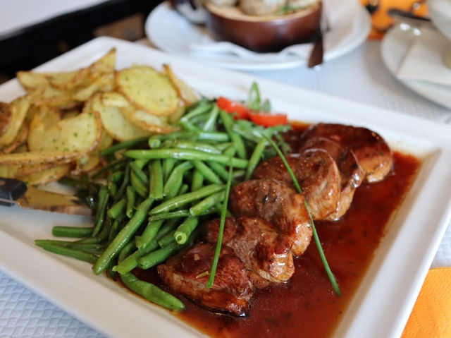 몽마르뜨 언덕 근처 프렌치 레스토랑 le  Relais Gascon