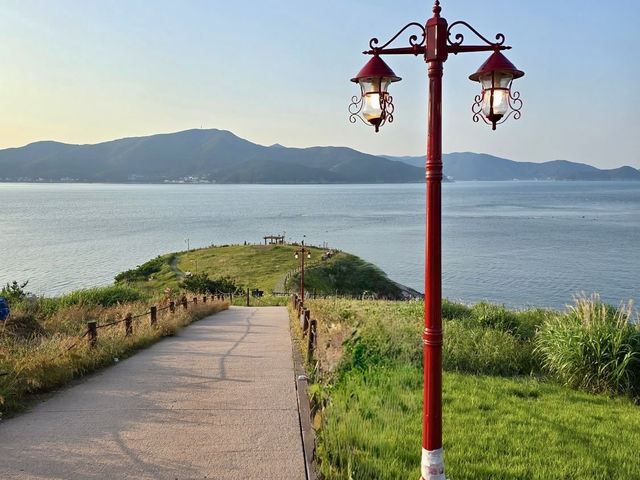 🌊⛱️ Hakdong Pebble Beach (흑돈몽돌해변) Summer Guide: Korea’s Unique Black Pebble Paradise