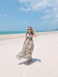 Top Seacret Beach Cafe หัวหิน
