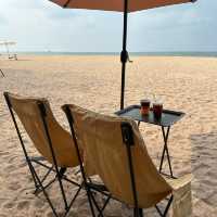 นั่งชิลล์คาเฟ่ริมทะเล หาดแหลมเจริญ ระยองฮิ