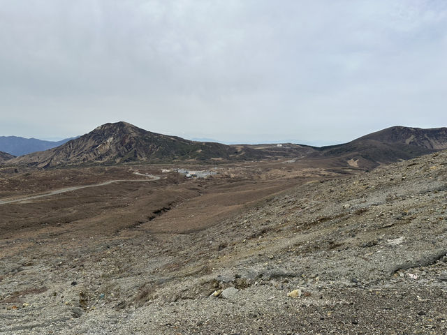 ［福岡🇯🇵絕景］｜活火山🌋｜一望無際的草原🐎 