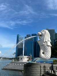 🦁📸 “Where the Lion Roars and the City Shines!” – Merlion Park