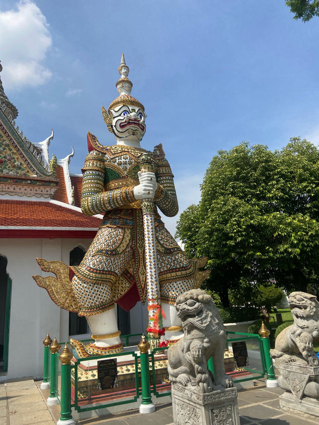 วัดอรุณ แลนด์มาค สำคัญที่ห้ามพลาดของกรุงเทพ