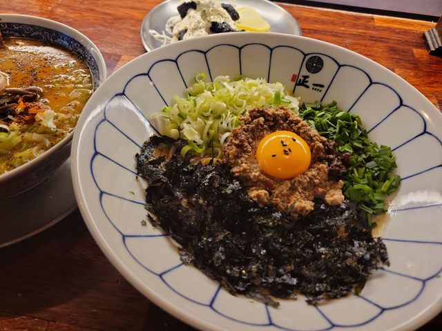 논란의 그 집! 광안리 해수욕장 근처 라멘집!! 논란의 그 집! 광안리 해수욕장 근처 라멘집!!
