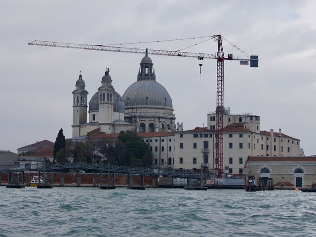 🚤 Floating into a Dream – Our Arrival in Venice by Boat