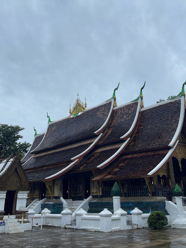   ວັດຊຽງທອງ ຫຼວງພະບາງ - Xieng Thong Temple 🇱🇦