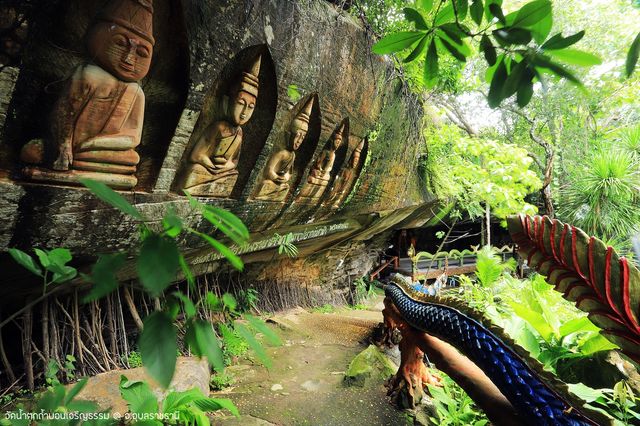 เที่ยววัด และน้ำตกในที่เดียวกัน @อุบลราชธานี