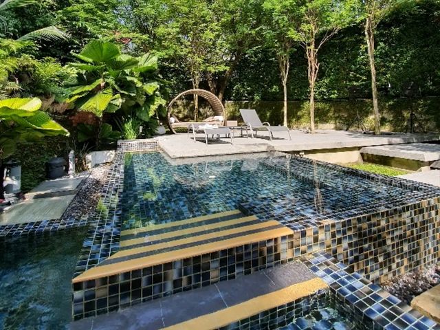 Minimalism, Light & Quiet Moments – A Hidden Gem Stay at Lloyd’s Inn Singapore