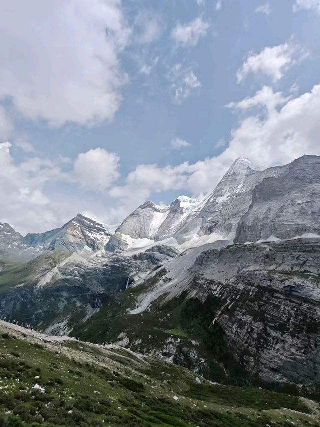 Where Heaven Touches Earth – Tibet’s Lost Kingdom in Sichuan’s Wild West