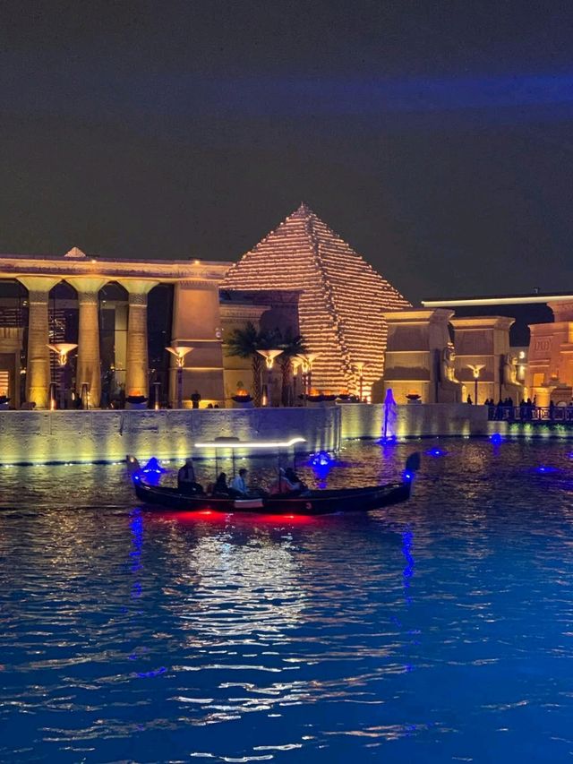 Immersive Global Fun at Boulevard World