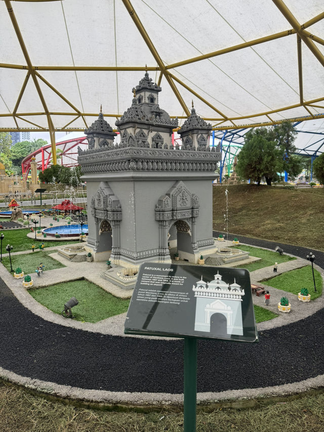 Miniature mini lands wonders 🎪