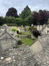 英國最美麗童話村莊嘅小人國