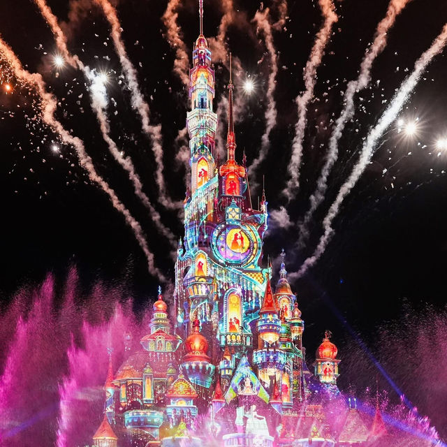 พลุฉลอง 20 ปี Hong Kong Disneyland  คือพีคมาก