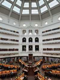 墨爾本 維多利亞圖書館-夢幻書架迷宮