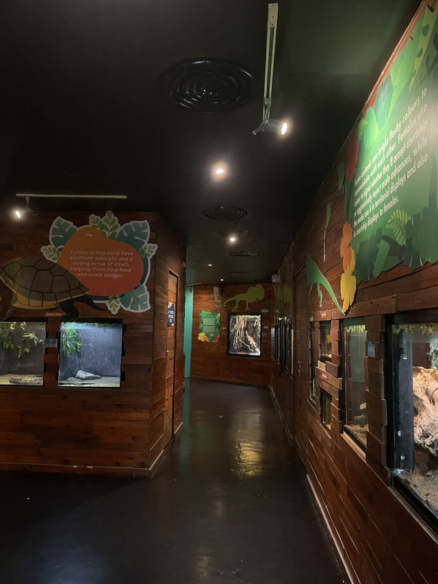 MANILA OCEAN PARK & BIODOME BLISS