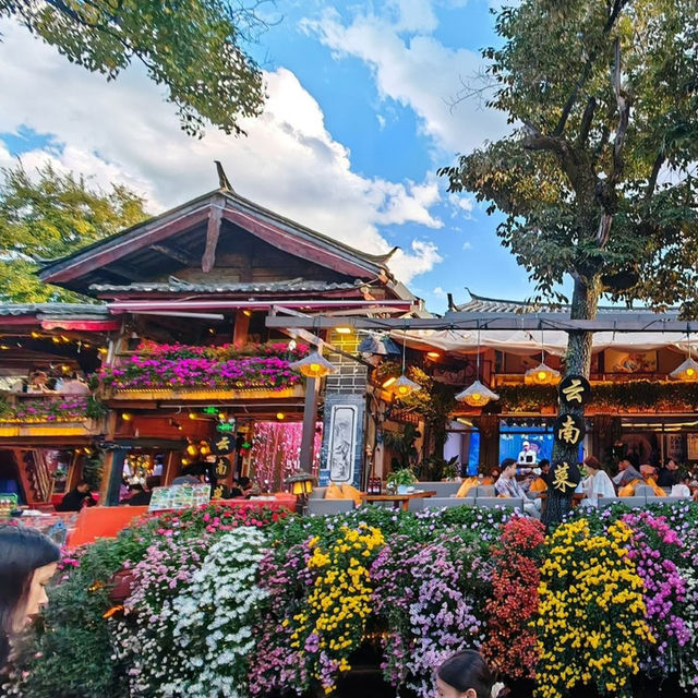A Timeless Journey Through Lijiang Old Town 