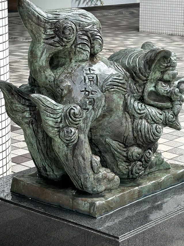Cute Shisa Statues & Ryukyu Vibes in Naha City 🦁✨