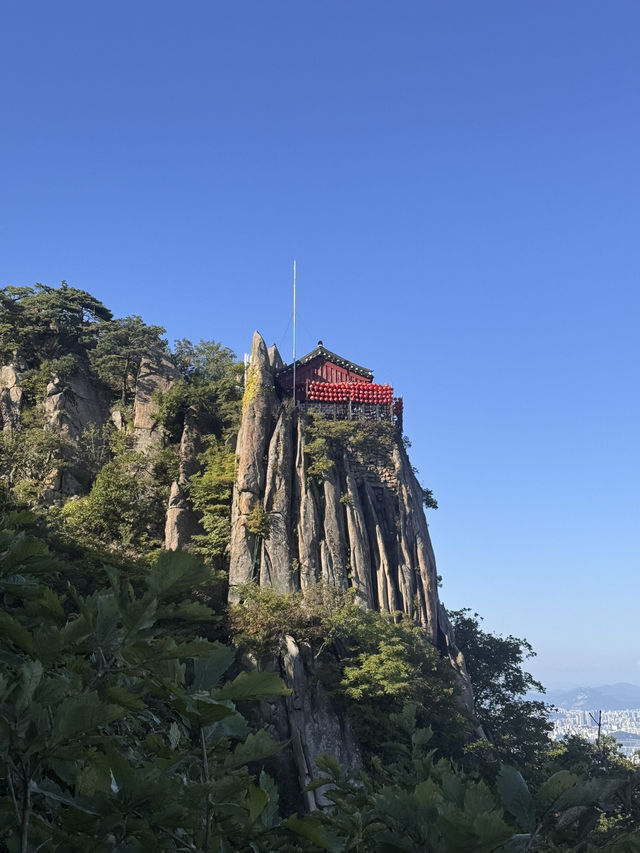 Hiking in Seoul