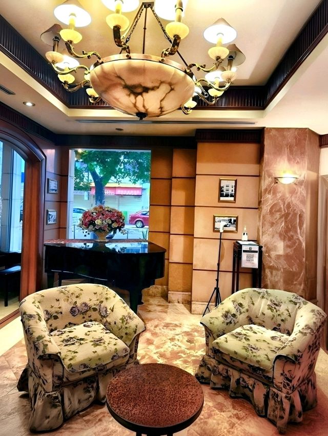 My KK Guide: Comfort, Convenience & Great Dining in Kota Kinabalu.