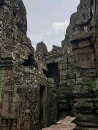 Mystical Faces🌧️