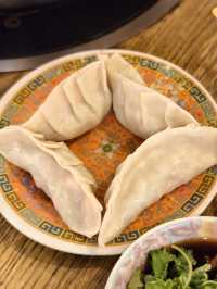 七十年代風裝修火鍋店，抵食二人套餐