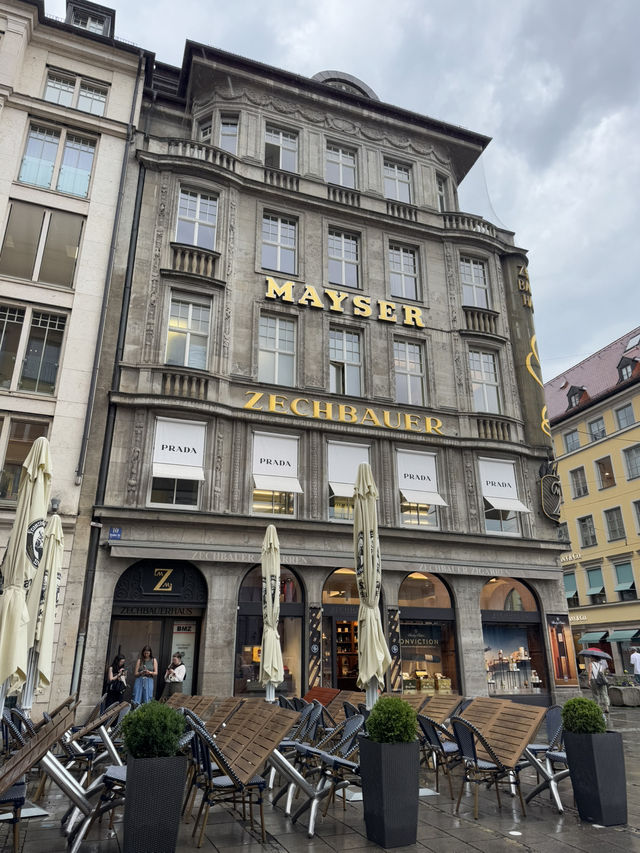 RESIDENZ MUSEUM MUNICH: A PALACE OF ROYAL GRANDEUR 🇩🇪🏛️✨